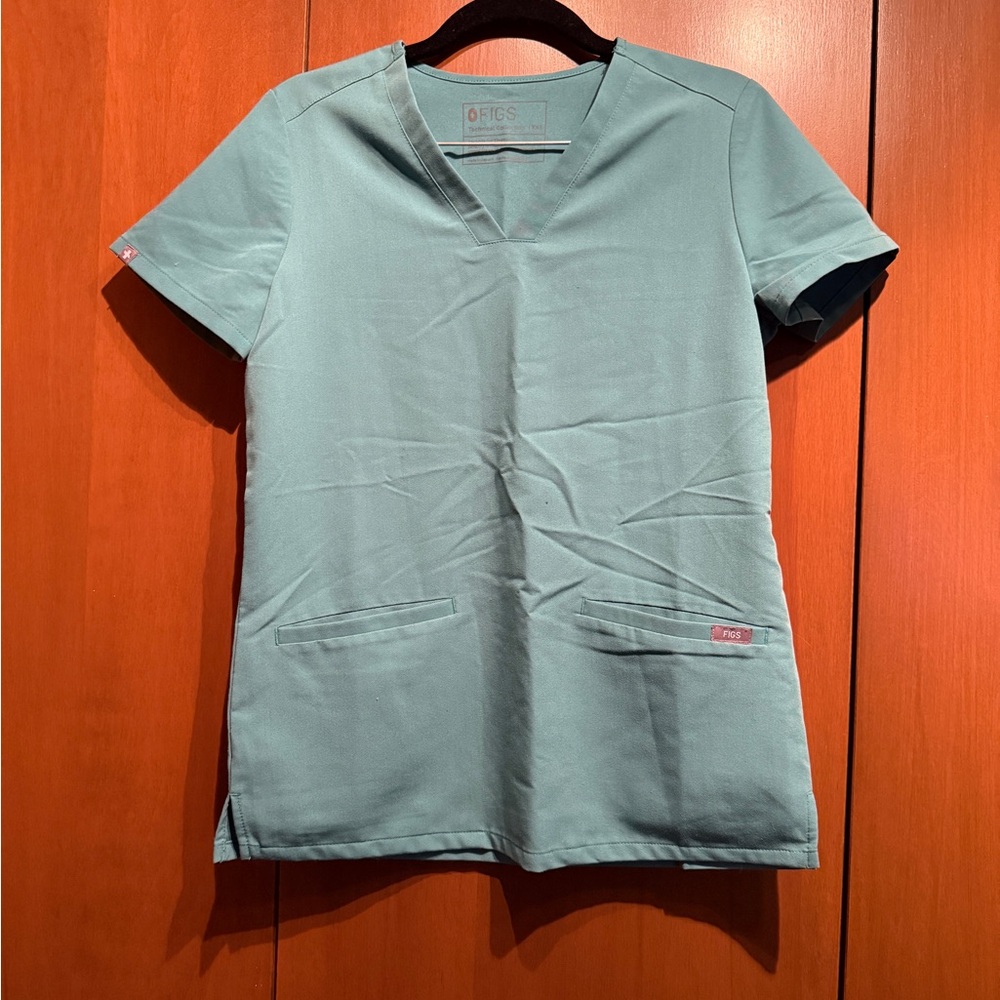 Figs Women’s Scrub Set - Picture 6 of 10